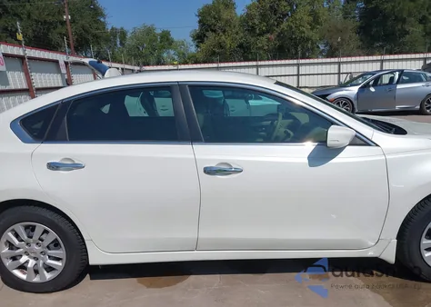2015 Nissan Altima 2.5 S from USA, damaged, VIN 1N4AL3AP8FC595007